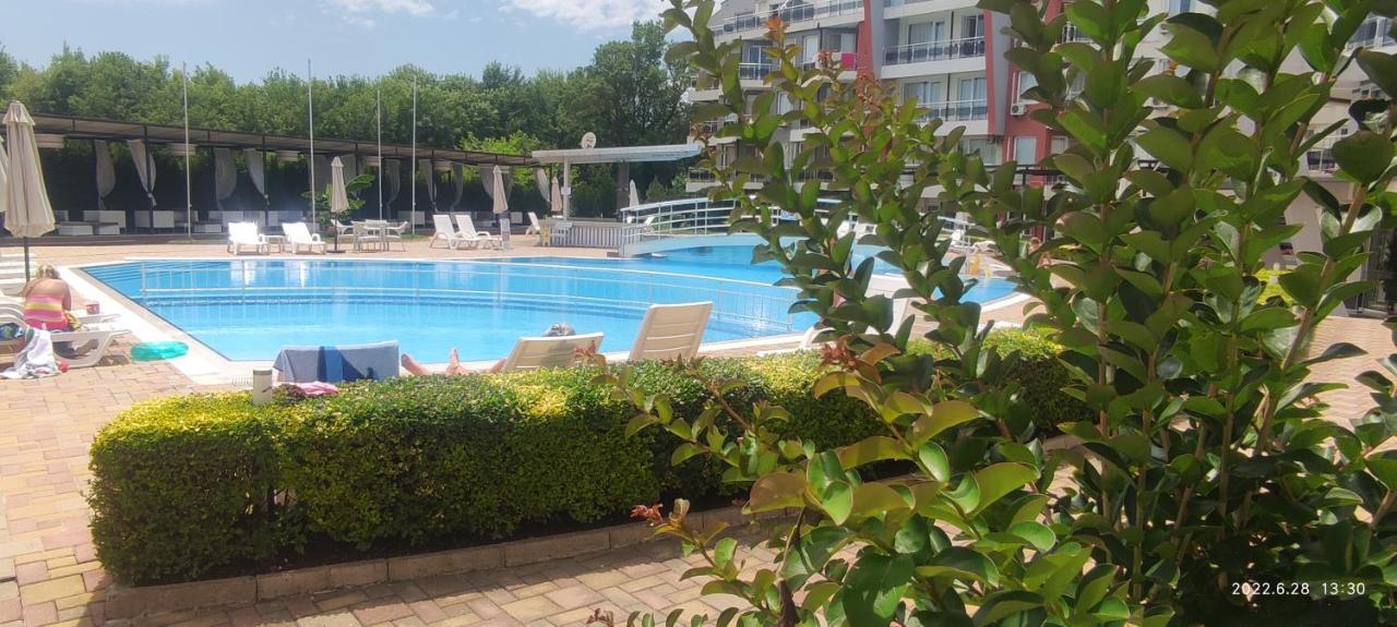 Excellent Apartment In Emberli Aparthotel. Lozenets Exterior photo
